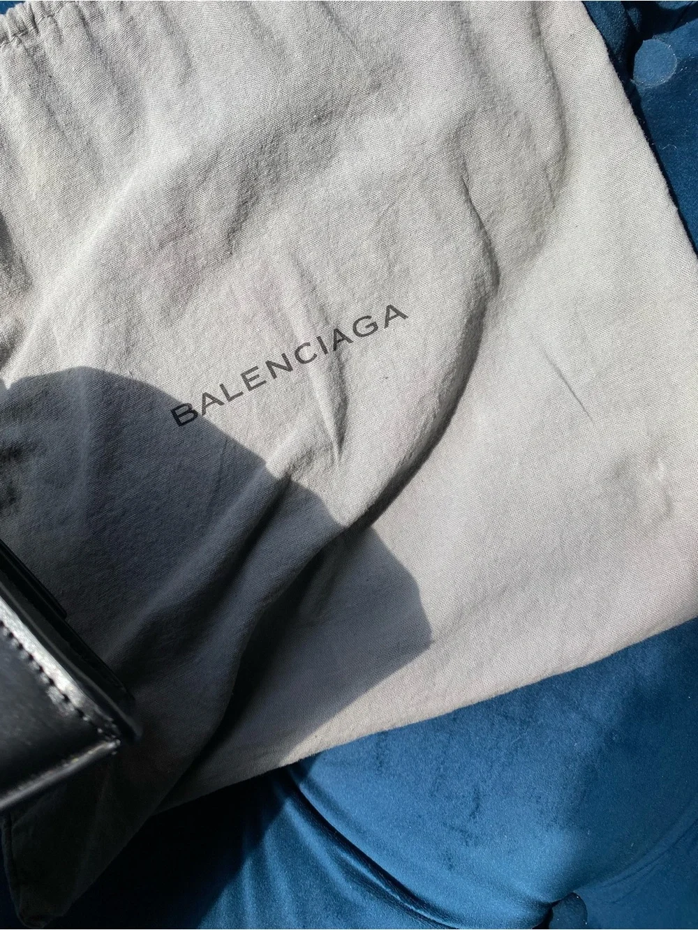 SHOULDER BAG